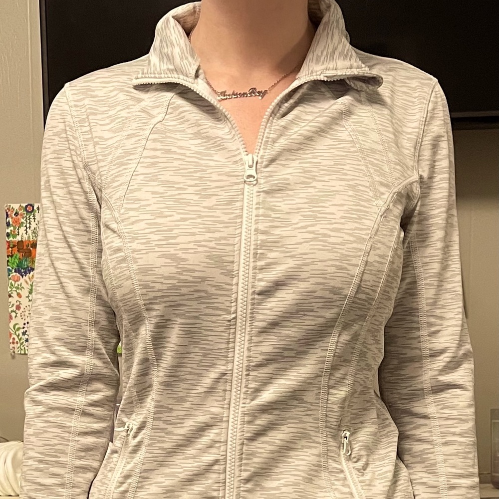 Size small running jacket
